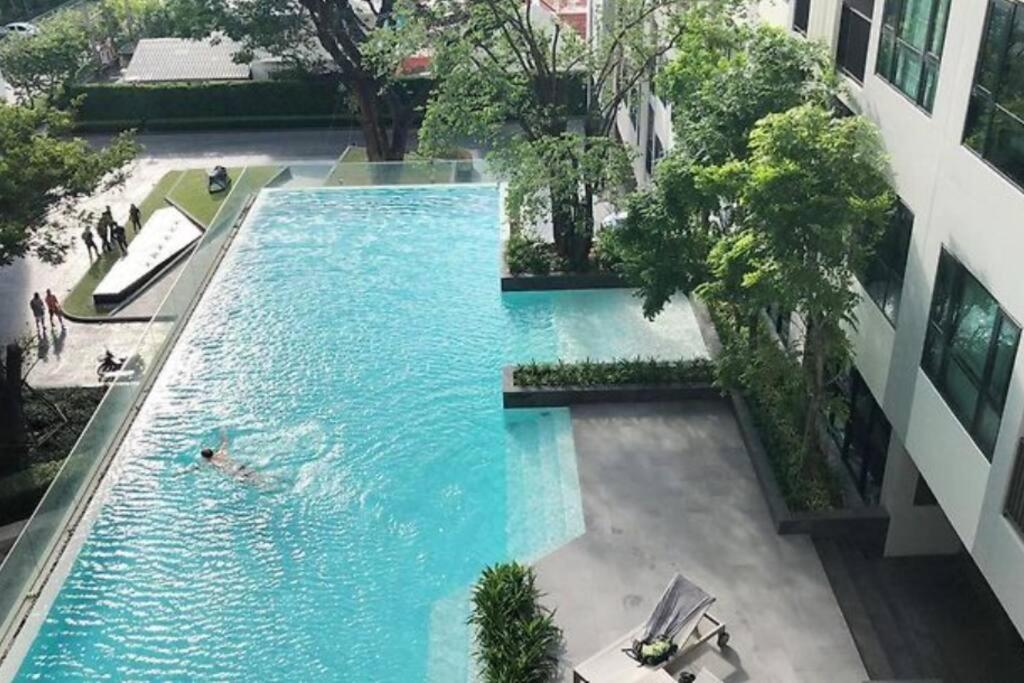 The Base Condo Center Of Pattaya Rooftop Swimming Pool Bagian luar foto