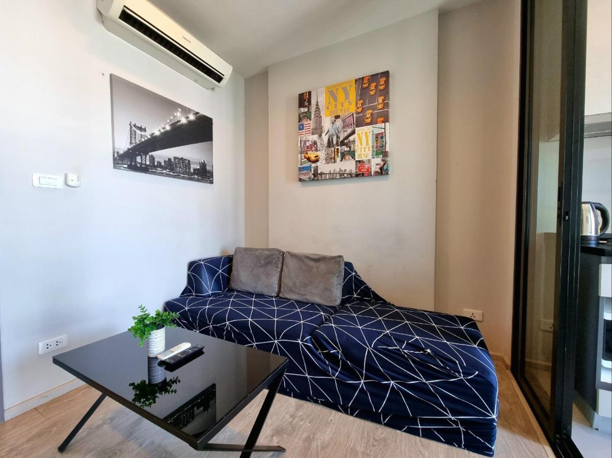 The Base Condo Center Of Pattaya Rooftop Swimming Pool Bagian luar foto