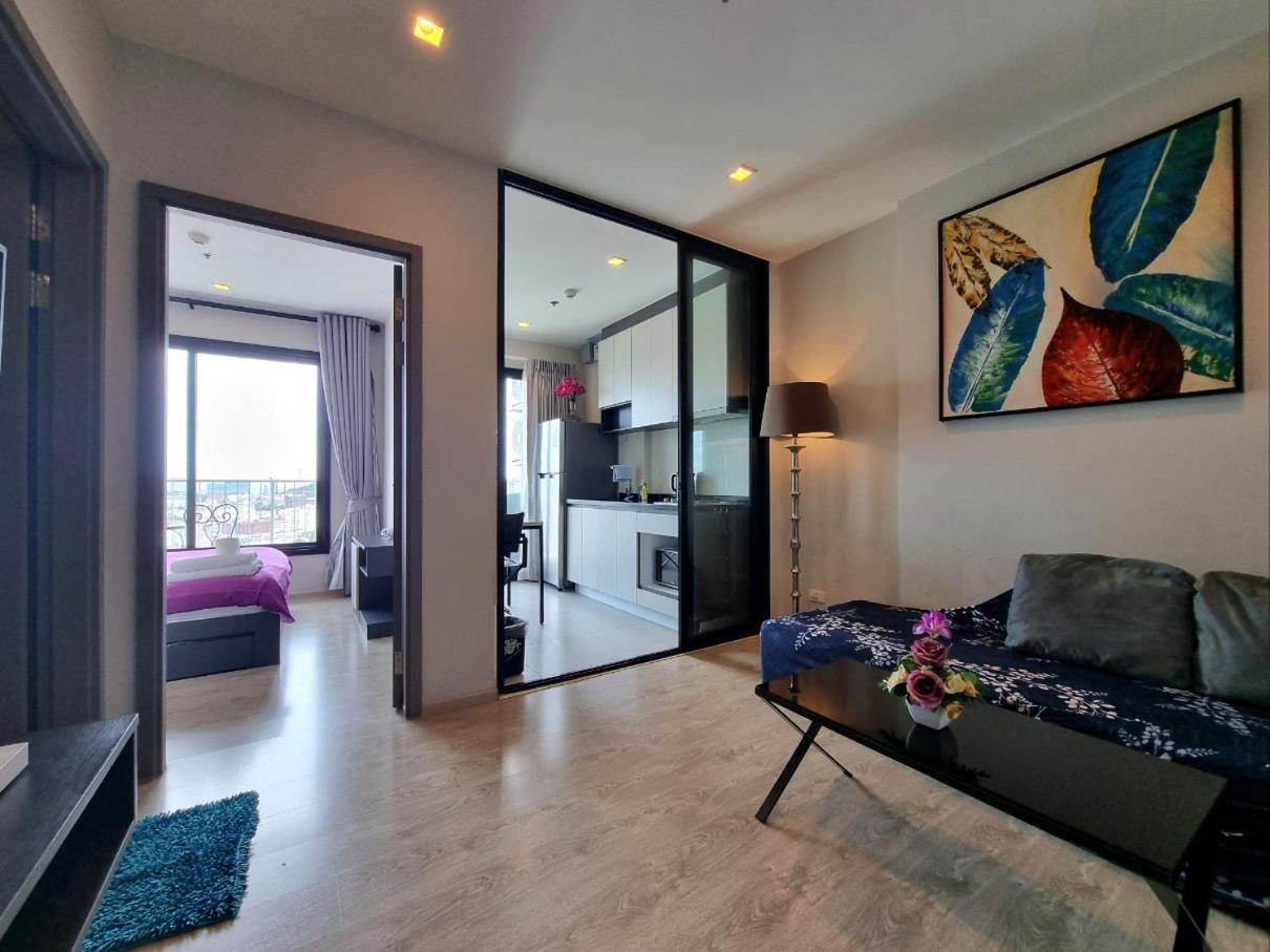 The Base Condo Center Of Pattaya Rooftop Swimming Pool Bagian luar foto